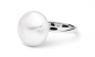 Preview: Eleganter Ring mit weißer großer Perle 14 mm, 925er rhodiniertes Silber, Gaura Pearls, Estland